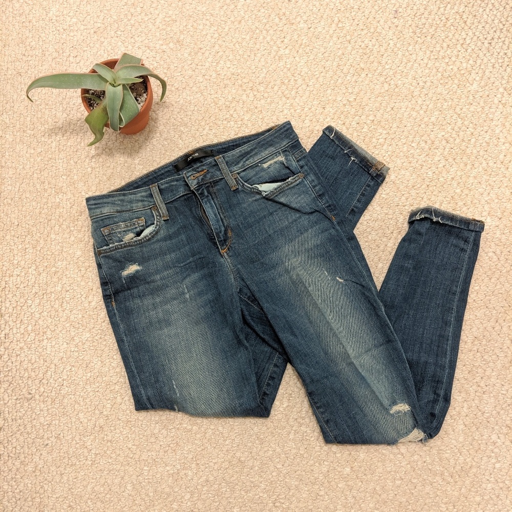 NWOT Joe's Jeans with Rips